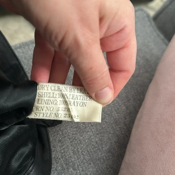 Vintage 90s Express Black Leather Skirt vintage size 7/8 (modern size 2) - Picture 5 of 5